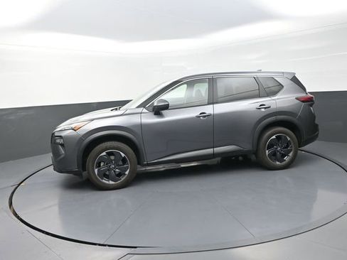 Used 2024 Nissan Rogue SV AWD/4WD image 83