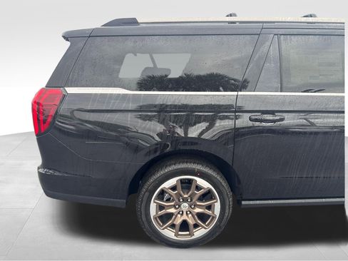 New 2026 Ford Expedition Max King Ranch AWD/4WD image 9