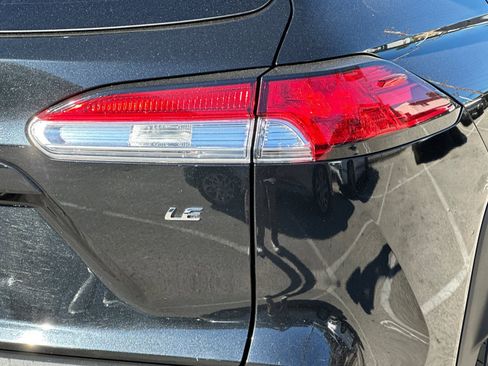 Used 2022 Toyota Corolla Cross LE image 25