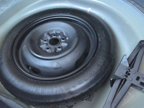 Used 2016 Toyota Corolla S Premium image 47