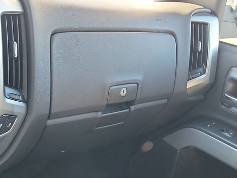 Used 2018 Chevrolet Silverado 1500 LT w/ All Star Edition image 28