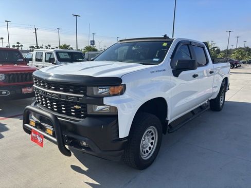 Used 2020 Chevrolet Silverado 1500 W/T w/ WT Value Package image 3