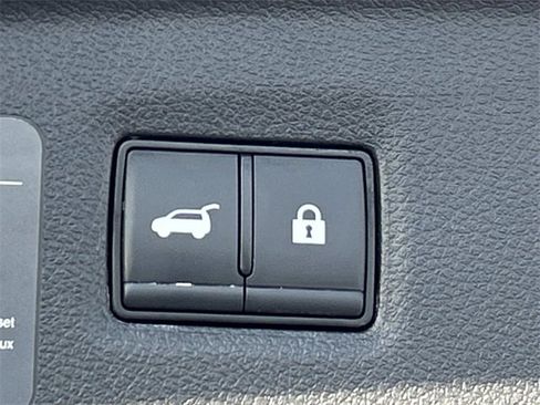 Certified 2025 INFINITI QX50 Luxe image 14