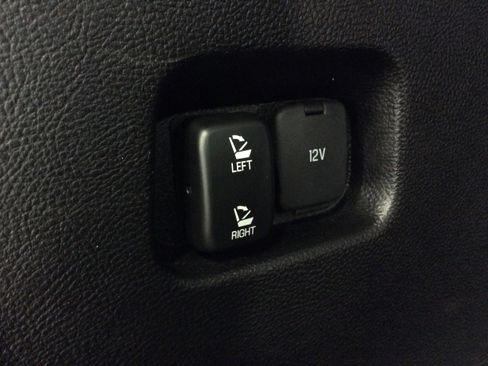 Used 2024 Ford Edge SEL w/ Convenience Package image 6