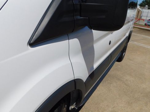 Used 2016 Ford Transit 150 XL image 7