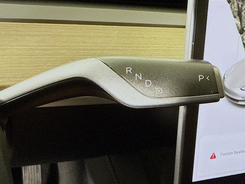 Used 2021 Tesla Model 3 Standard Range image 20