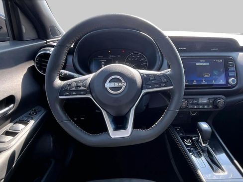 Certified 2024 Nissan Kicks SR w/ SR Premium Package FWD image 6