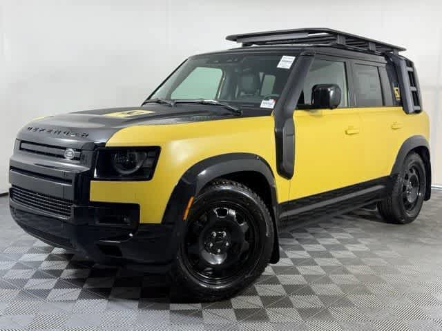 New 2026 Land Rover Defender 110 Trophy Edition AWD/4WD image 1