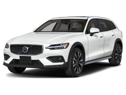 Used 2025 Volvo V60 B5 Cross Country Plus AWD/4WD image 1