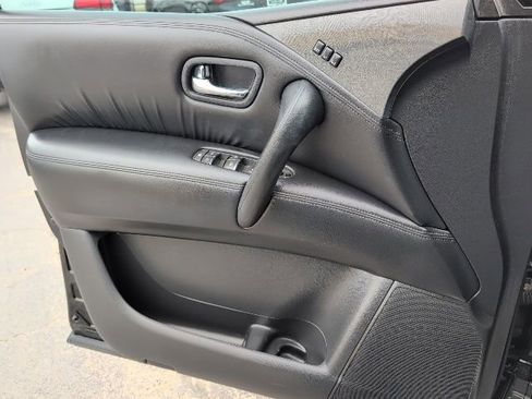 Used 2022 Nissan Armada SL w/ Midnight Edition Package image 16