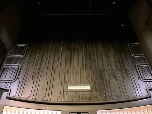 Certified 2025 Land Rover Range Rover Velar S image 33