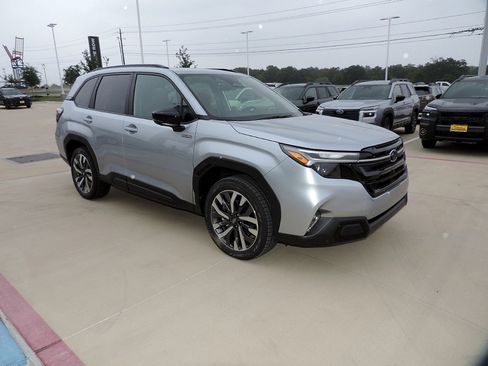 New 2026 Subaru Forester Touring AWD/4WD image 3