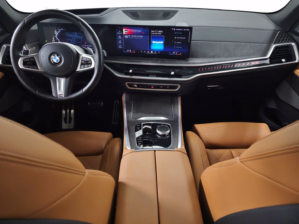 Used 2024 BMW X5 xDrive40i w/ M Sport Package AWD/4WD image 13