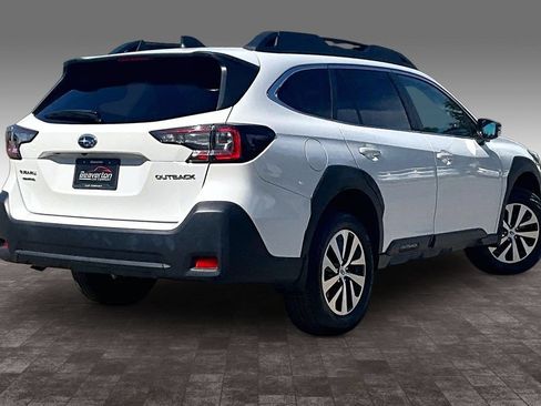 Used 2023 Subaru Outback Premium AWD/4WD image 14