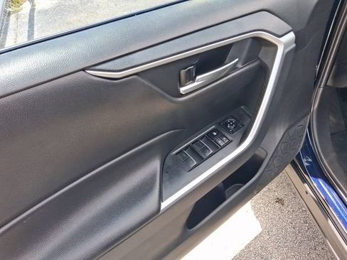 Used 2022 Toyota RAV4 XLE Premium FWD image 13