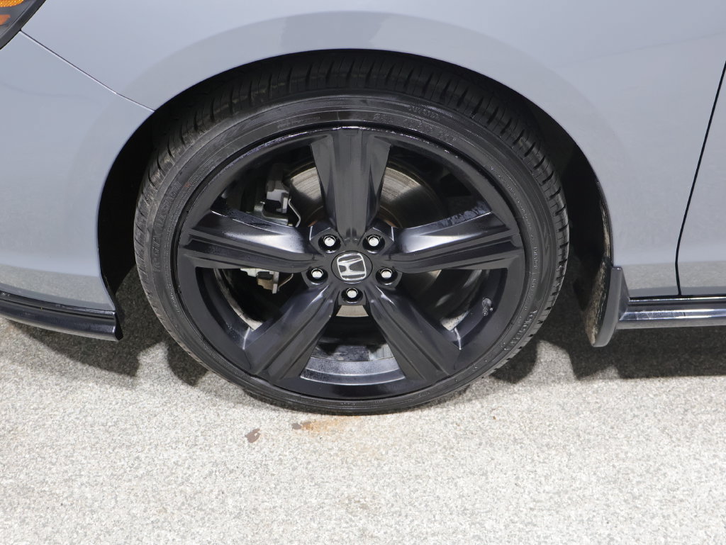 Used 2024 Honda Accord Sport image 9