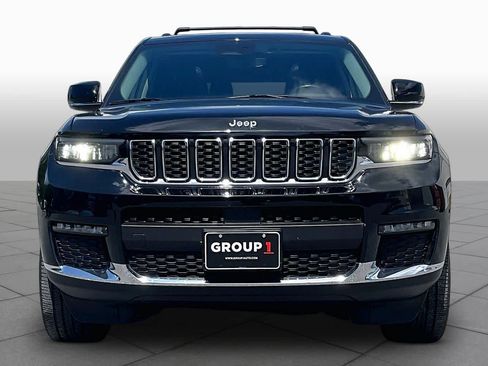 Used 2022 Jeep Grand Cherokee L Limited AWD/4WD image 3