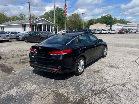 Used 2017 Kia Optima EX w/ Premium Package FWD image 5