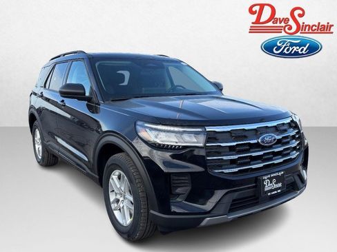 New 2026 Ford Explorer Active image 4