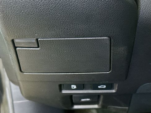 Used 2025 Lexus ES 350 w/ Premium Package image 16