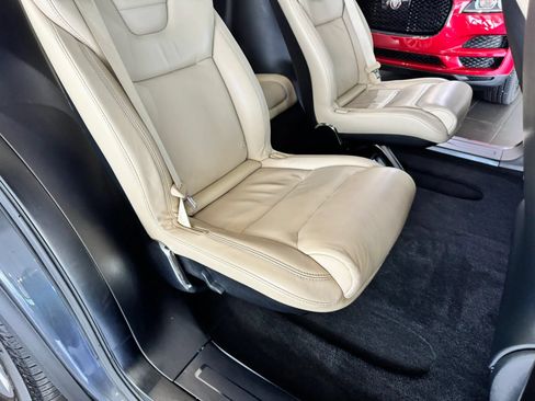 Used 2017 Tesla Model X 90D AWD/4WD image 16