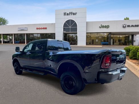 Used 2027 RAM 3500 Tradesman AWD/4WD image 4