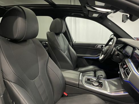 Used 2019 BMW X5 xDrive40i w/ Premium Package 2 AWD/4WD image 15