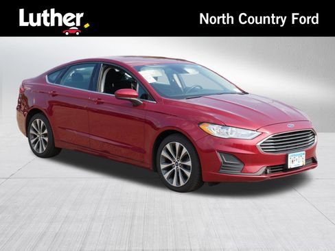 Used 2019 Ford Fusion SE AWD/4WD image 1
