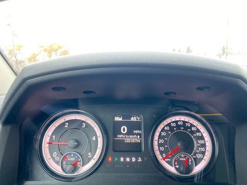 Used 2018 RAM 2500 SLT image 23