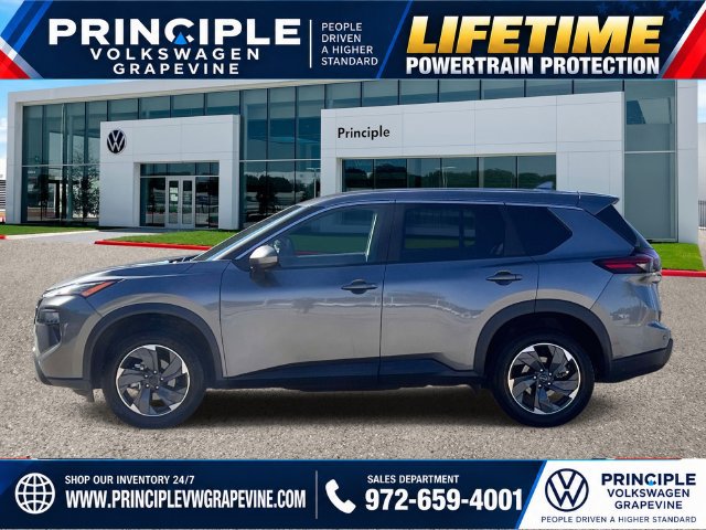 Used 2024 Nissan Rogue SV FWD image 6