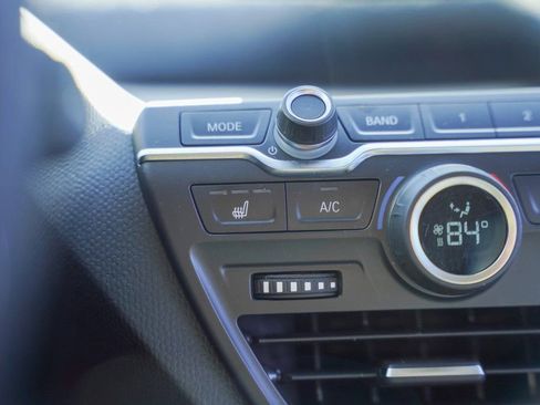 Used 2021 BMW i3 image 26