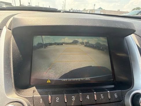 Used 2017 Chevrolet Equinox LT w/ Convenience Package FWD image 14