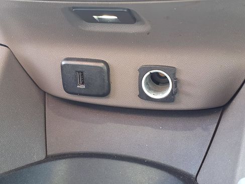 Used 2017 Chevrolet Malibu LS image 10