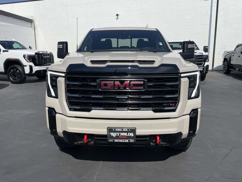 New 2026 GMC Sierra 2500 AT4 w/ AT4 Premium Plus Package image 2
