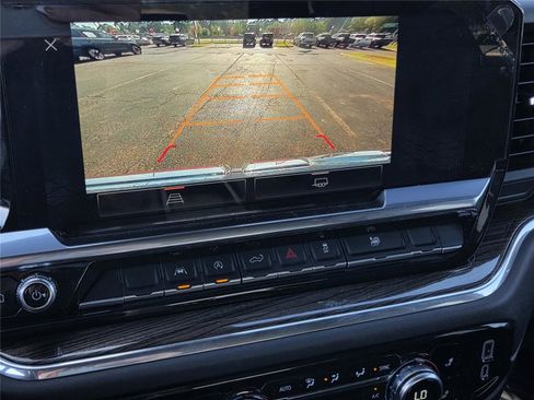 Used 2024 GMC Sierra 1500 Elevation image 14