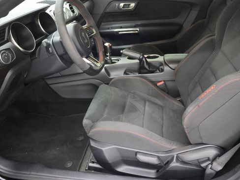 Used 2016 Ford Mustang Shelby GT350R w/ GT350R Equipment Group 920A RWD image 8