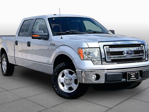 Used 2013 Ford F150 XLT w/ Mid Equipment Group RWD image 3