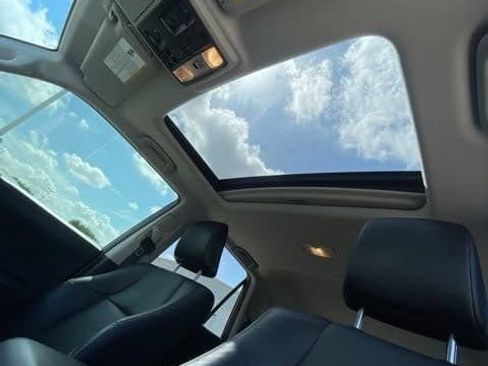 Used 2022 Toyota 4Runner Limited AWD/4WD image 26