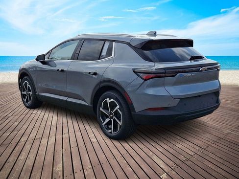 New 2026 Chevrolet Equinox EV LT AWD/4WD image 3