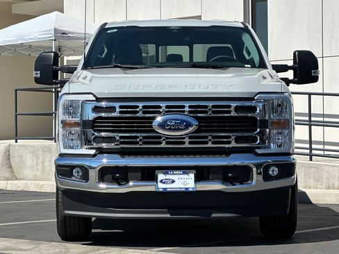 New 2026 Ford F250 XLT w/ F-250 >10K GVWR Package image 8