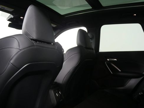 Certified 2025 BMW X1 xDrive28i AWD/4WD image 17
