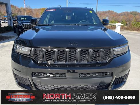 New 2025 Jeep Grand Cherokee L Altitude image 33