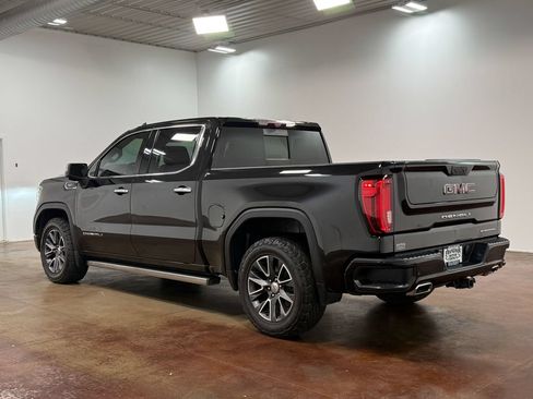 Used 2021 GMC Sierra 1500 Denali w/ Denali Ultimate Package AWD/4WD image 5