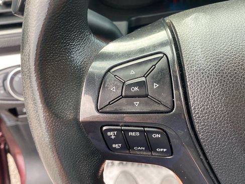 Used 2019 Ford Explorer XLT w/ Equipment Group 202A image 20