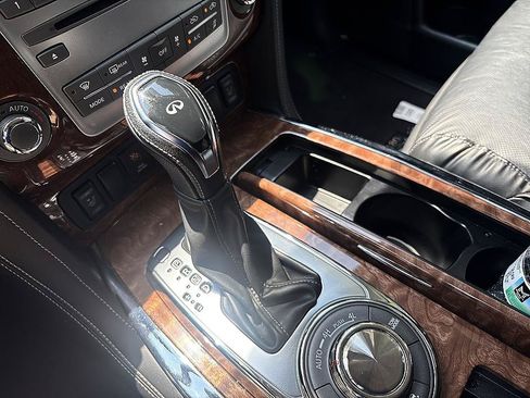 Used 2019 INFINITI QX80 Luxe w/ Proassist Package AWD/4WD image 17
