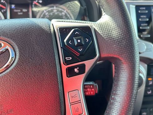 Used 2021 Toyota 4Runner Limited AWD/4WD image 36
