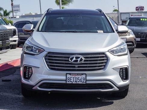 Used 2018 Hyundai Santa Fe Limited FWD image 2