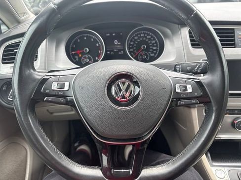 Used 2016 Volkswagen Golf SE FWD image 11