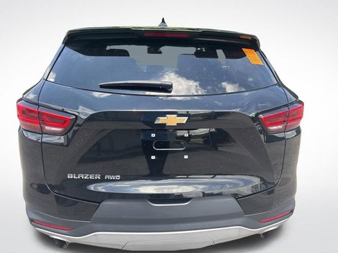 Used 2025 Chevrolet Blazer LT AWD/4WD image 13
