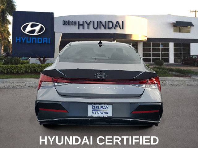 Used 2025 Hyundai Elantra SEL FWD image 5
